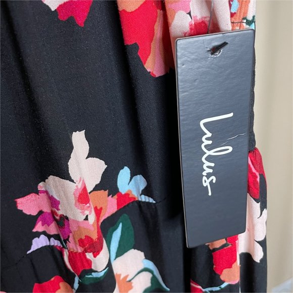 NWT Lulu's Pretty Petals Black Floral Print Culotte Jumpsuit - Picture 10 of 16